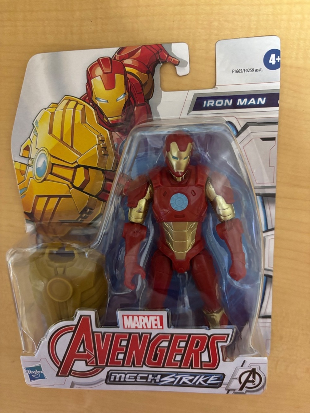 Hasbro Marvel Avengers Iron Man NIP